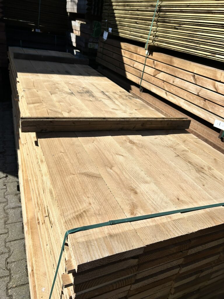 Douglas plank fijnbezaagd 30×200 mm