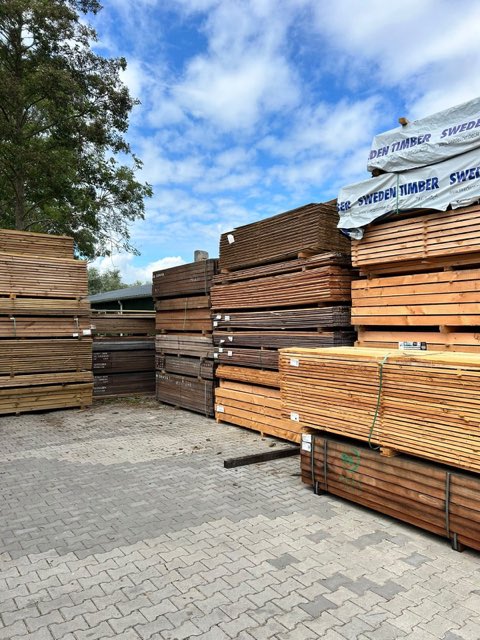 Sweden Timber-pakketten op de werf